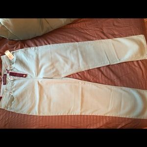 Women’s Size 6 Average Gloria Vanderbilt pants